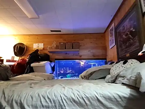 Ryan and Aurora online show from 03/10/26, 09:31