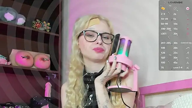 MisssLola online show from 02/14/25, 05:03