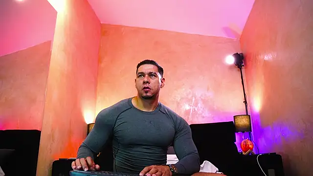 MassimoWalton2 online show from 03/29/26, 01:22