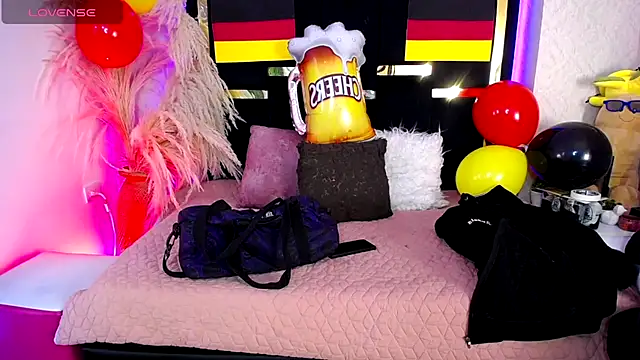 Bunny O online show from 09/17/25, 08:32