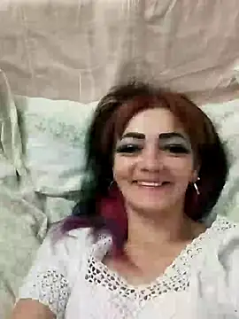 Snapshot of SweetLeila40 chatting on 01/03/25, 11:55 SweetLeila40 online show from 01/03/25, 11:55