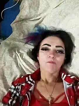 Snapshot of SweetLeila40 chatting on 01/07/25, 04:59 SweetLeila40 online show from 01/07/25, 04:59