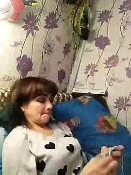 Snapshot of SweetLeila40 chatting on 01/21/25, 01:54 SweetLeila40 online show from 01/21/25, 01:54