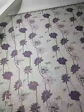 Snapshot of SweetLeila40 chatting on 02/12/25, 09:22 SweetLeila40 online show from 02/12/25, 09:22