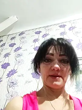 Snapshot of SweetLeila40 chatting on 02/23/25, 10:53 SweetLeila40 online show from 02/23/25, 10:53