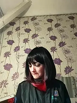 Snapshot of SweetLeila40 chatting on 03/07/25, 05:17 SweetLeila40 online show from 03/07/25, 05:17