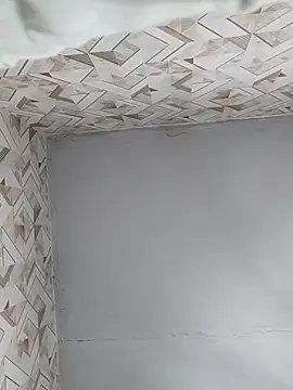 Snapshot of SweetLeila40 chatting on 11/18/25, 06:23 SweetLeila40 online show from 11/18/25, 06:23