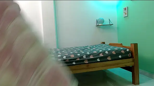 evaleribigtits18 online show from 03/23/26, 02:04