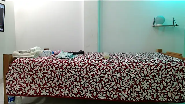 evaleribigtits18 online show from 03/29/26, 01:27