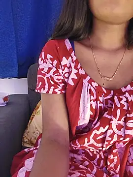 yhona darling online show from 05/24/26, 01:21
