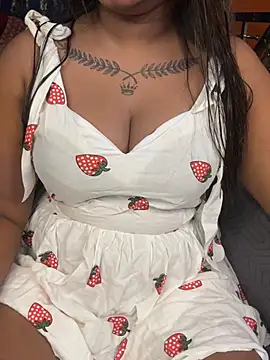Hot Urvi online show from 07/30/26, 04:39