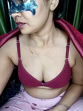 Snapshot of MUMTAJ-1 chatting on 12/07/24, 12:52 MUMTAJ-1 online show from 12/07/24, 12:52