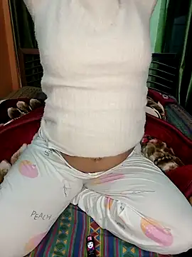 Snapshot of MUMTAJ-1 chatting on 01/06/25, 02:15 MUMTAJ-1 online show from 01/06/25, 02:15