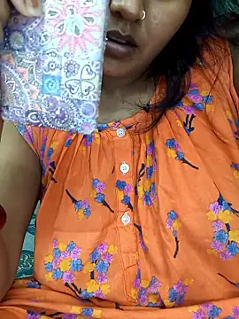 Snapshot of MUMTAJ-1 chatting on 05/11/26, 09:04 MUMTAJ-1 online show from 05/11/26, 09:04