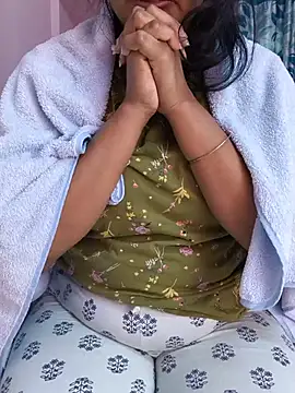 Snapshot of MUMTAJ-1 chatting on 07/03/26, 12:28 MUMTAJ-1 online show from 07/03/26, 12:28