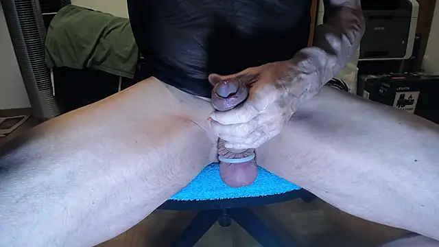 Snapshot of MrTrent chatting on 03/14/25, 07:26 MrTrent online show from 03/14/25, 07:26