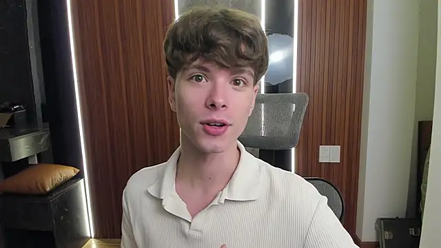 calvin love you online show from 04/17/26, 05:05