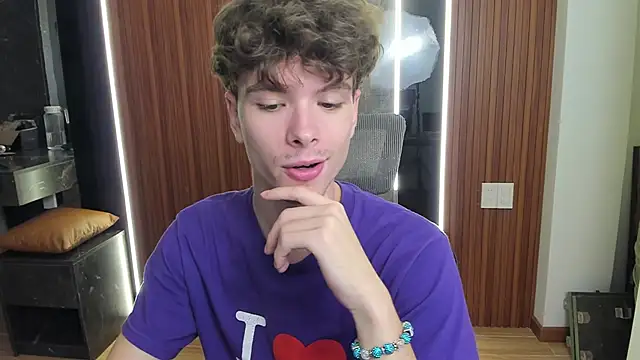 calvin love you online show from 04/24/26, 05:15