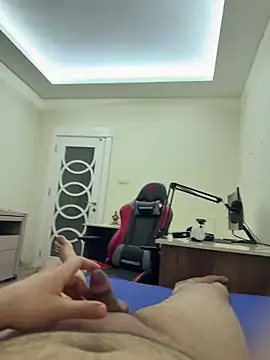 31cektirenbatuu online show from 11/24/25, 09:36