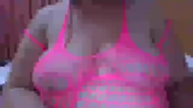 Snapshot of maria38xxx chatting on 12/17/24, 10:22 maria38xxx online show from 12/17/24, 10:22