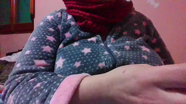 Snapshot of maria38xxx chatting on 01/03/25, 01:38 maria38xxx online show from 01/03/25, 01:38