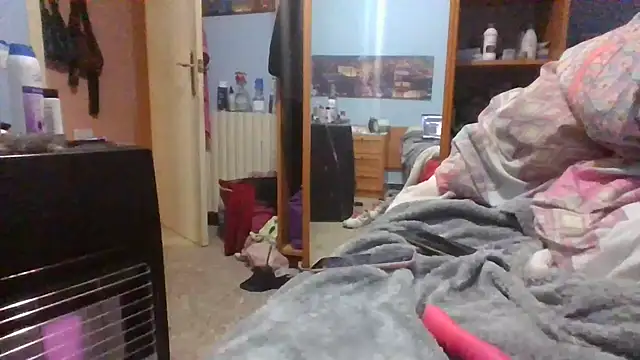 Snapshot of maria38xxx chatting on 03/02/25, 11:31 maria38xxx online show from 03/02/25, 11:31