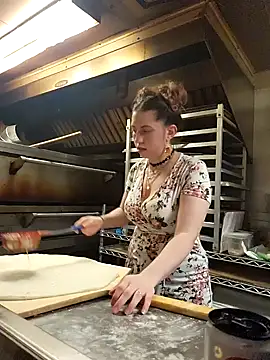 Snapshot of lavenderdelights chatting on 01/09/25, 02:54 lavenderdelights online show from 01/09/25, 02:54