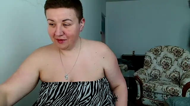 Snapshot of Annet1912 chatting on 01/30/25, 01:10 Annet1912 online show from 01/30/25, 01:10