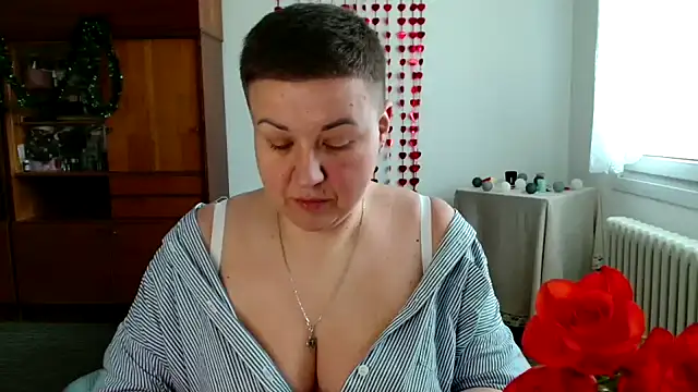 Snapshot of Annet1912 chatting on 02/02/25, 10:57 Annet1912 online show from 02/02/25, 10:57