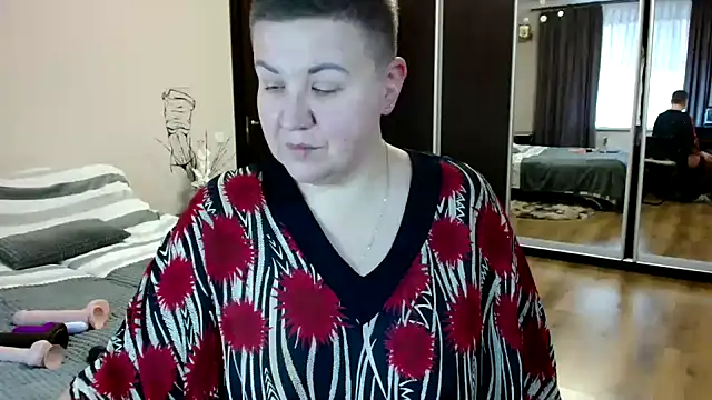 Annet1912 online show from 12/17/25, 09:26