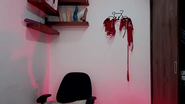 avans 15 online show from 12/02/25, 12:05