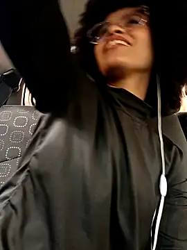 BlairSamy online show from 12/17/24, 07:48