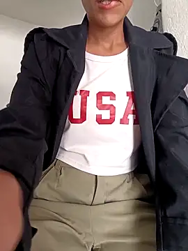 BlairSamy online show from 12/01/25, 02:33