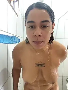 VitoriaFernandes online show from 09/21/25, 03:57