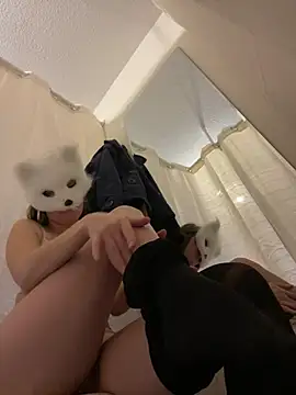 Snapshot of kleinelea123 chatting on 12/05/24, 09:17 kleinelea123 online show from 12/05/24, 09:17