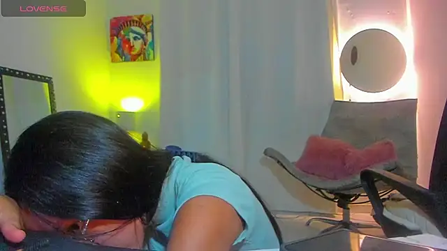 Sophie sweett19 online show from 04/16/26, 11:18