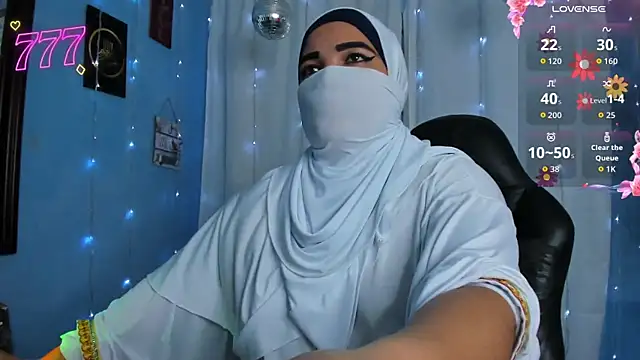 Snapshot of Falak-Yasin chatting on 07/28/26, 12:48 Falak-Yasin online show from 07/28/26, 12:48