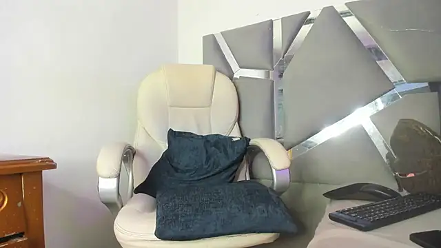 Arii xxx online show from 02/11/25, 10:50