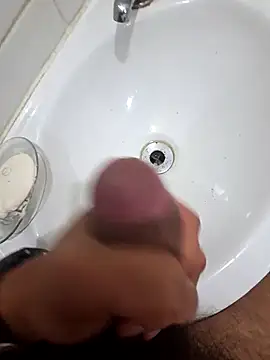 Snapshot of bacco_br chatting on 10/23/25, 04:56 bacco br online show from 10/23/25, 04:56