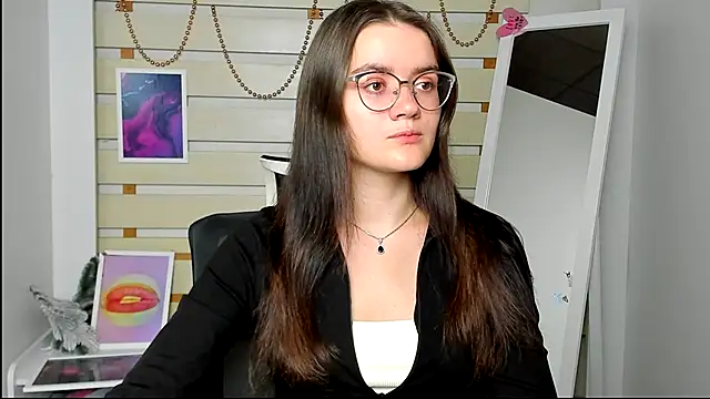Snapshot of Josephine_jo chatting on 09/09/25, 06:35 Josephine jo online show from 09/09/25, 06:35