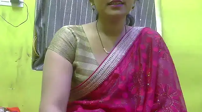 CUTYHINA 001 online show from 12/04/24, 11:08