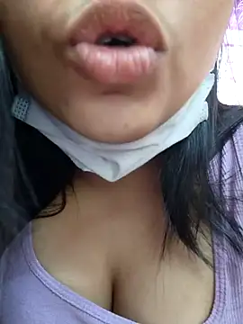 Myloveurvi online show from 12/29/24, 09:17