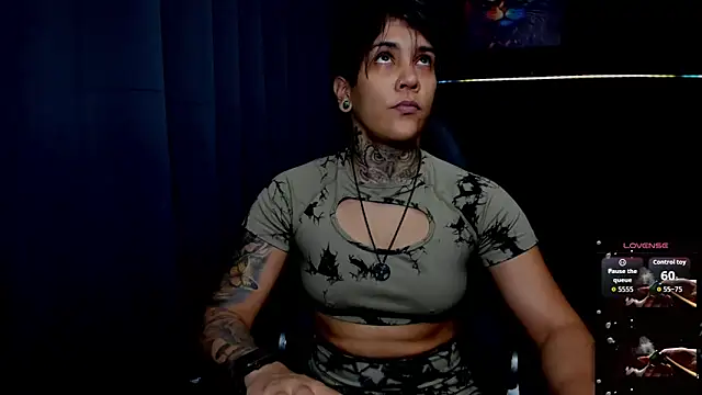 ZhoeStrong online show from 11/16/25, 08:58