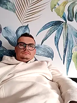 GLouglou19 online show from 09/13/25, 03:56