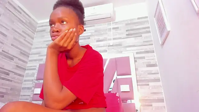 ebony march online show from 02/11/25, 09:35