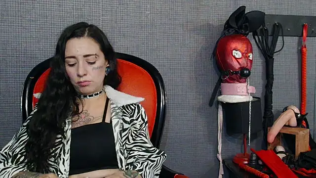 LusstCruella online show from 03/03/25, 07:06