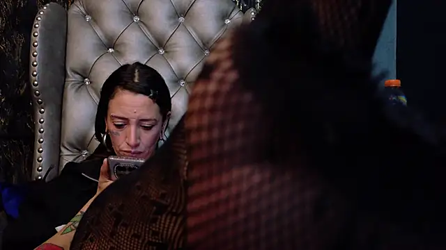 Snapshot of LusstCruella chatting on 05/16/26, 12:40 LusstCruella online show from 05/16/26, 12:40