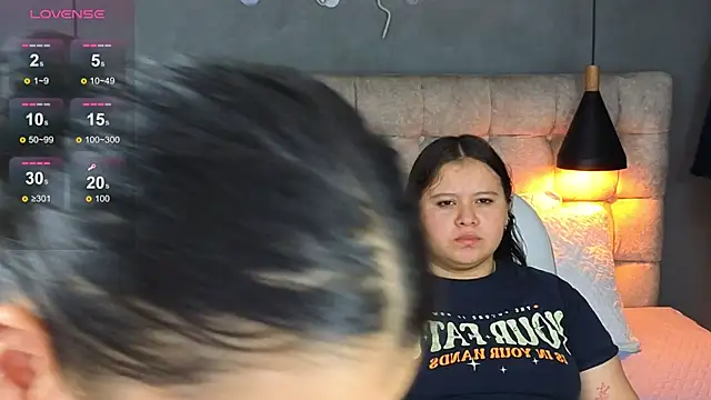 Snapshot of Laia_and_Aloby chatting on 11/08/25, 10:30 Laia and Aloby online show from 11/08/25, 10:30