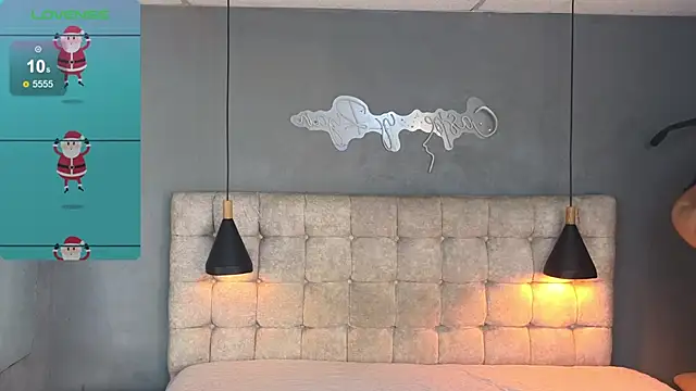 Snapshot of Laia_and_Aloby chatting on 12/03/25, 10:08 Laia and Aloby online show from 12/03/25, 10:08