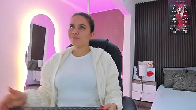 natasha  jackson online show from 01/13/26, 02:33